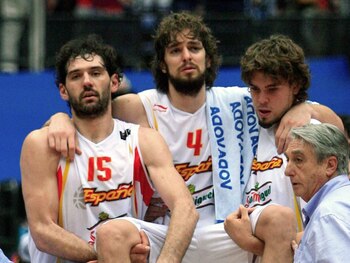 Garbajosa y los hermanos Gasol,