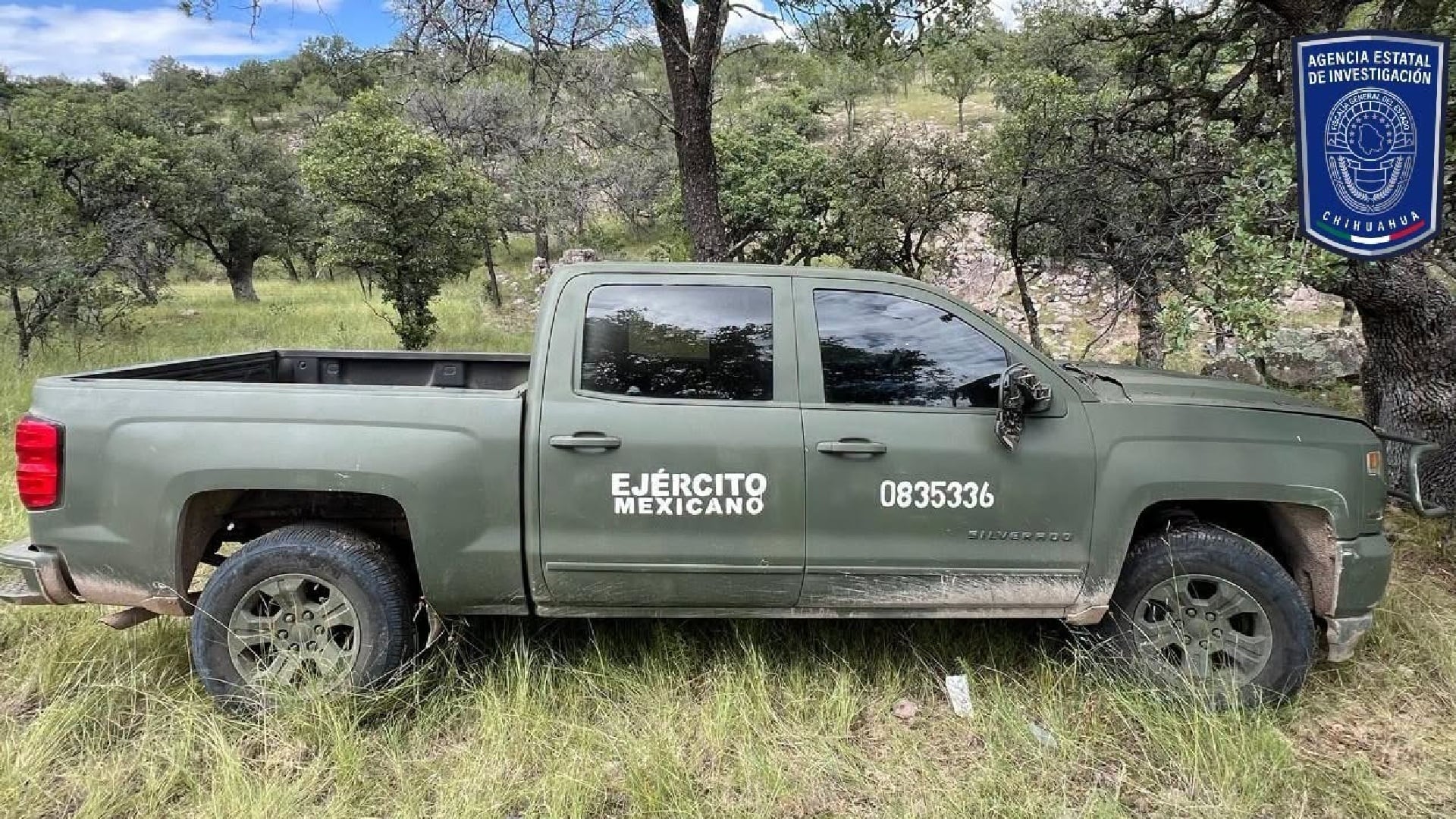 Decomiso de camioneta clonada en el municipio de Carichí, Chihuahua (AEI Chihuahua)