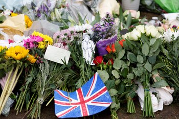 Las afueras del castillo de