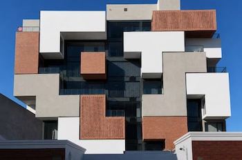 "Nos pasó que el Tetris terminó convirtiéndose en algo más que una torre de oficinas. Se transformó en un punto reconocible dentro de la ciudad", admitió con orgullo del arquitecto