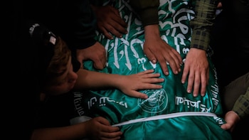 El Ejército israelí bombardea ciudad de Gaza, apuntando al nuevo líder del ala militar de Hamás
