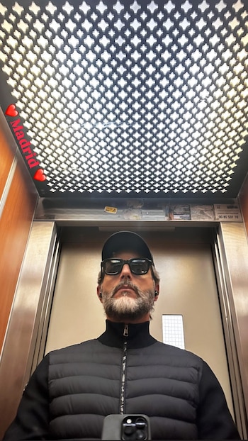 El actor abandonó China y