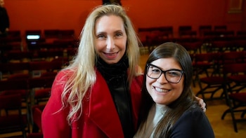 Karina Milei y Veronica Razzini