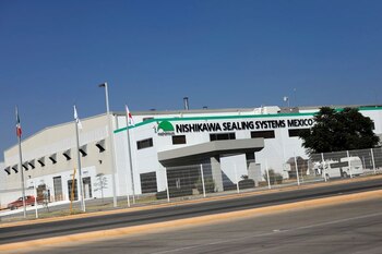 Imagen de archivo. Una vista de la planta de Nishikawa Sealing Systems México, fabricante de autopartes y subsidiaria de Nishikawa Rubber, dentro del Parque Industrial Santa Fe en Silao, en el estado Guanajuato, México. 8 de noviembre de 2017. REUTERS/ Edgar Garrido