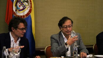 Alejandro Gaviria dejó un curioso mensaje tras su salida del Gobierno: “Renuncio por razones de salud”