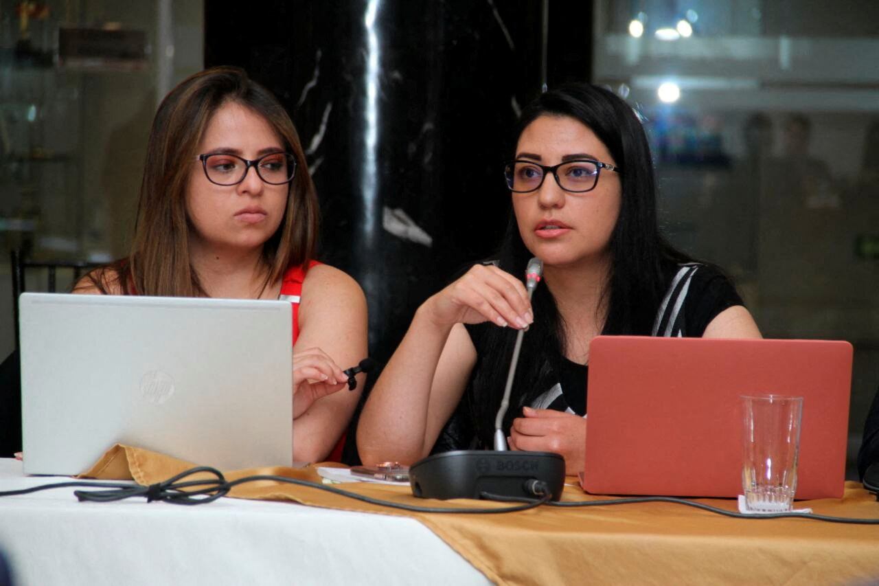 Sariha Moya habla durante un acto (Reuters)