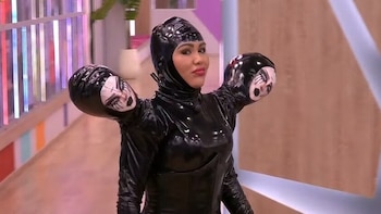 Hicieron un muñeco de Año