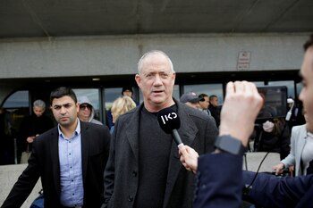 El líder político israelí Benny