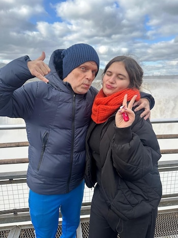 Sebastián Wainraich y Dalia Gutmann celebraron los 19 años de su hija Kiara