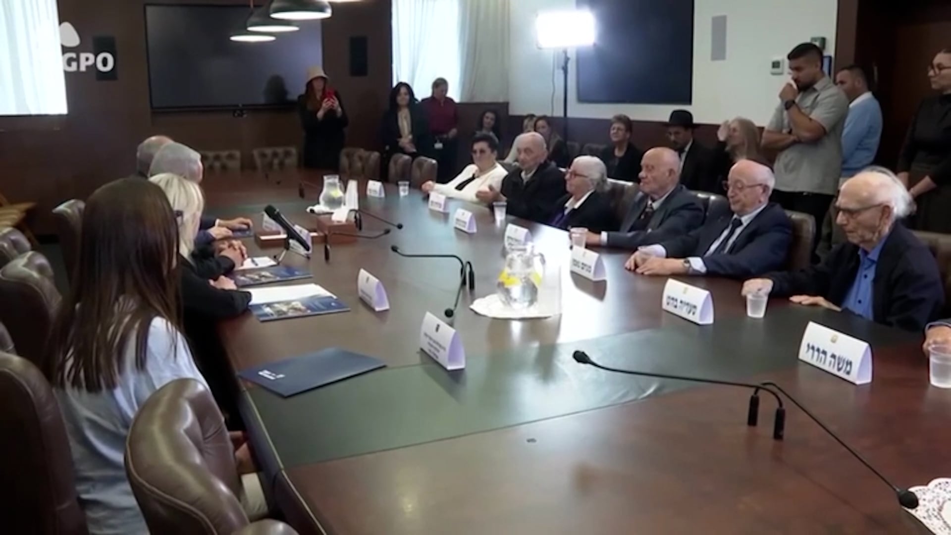 Imágenes de la reunión.