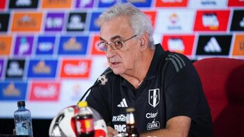 Jorge Fossati sale muy tocado