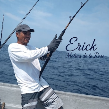 Marina pescador encontrado Puerto Marqués Guerrero Erick Molina