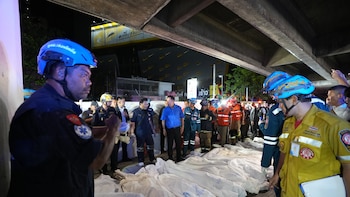 Tragedia en Bangkok: al menos 27 muertos y varios heridos tras un devastador incendio en un local nocturno