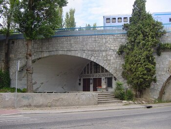 La iglesia madrileña escondida debajo