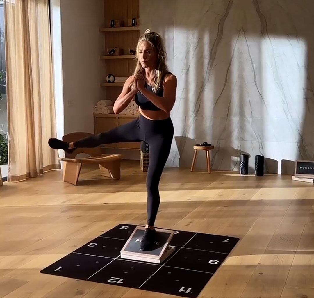 Jennifer Aniston atribuye su aspecto más fuerte y saludable a este método, que considera revolucionario para cuerpo y mente (Captura de video)