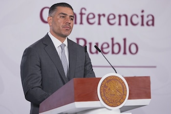 El secretario de Seguridad, Omar García Harfuch, durante 'La Mañanera' de este martes. (Crédito: Gobierno de México)