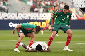 Edson Álvarez fue el último referente de la cantera (Darren Yamashita-USA TODAY Sports)