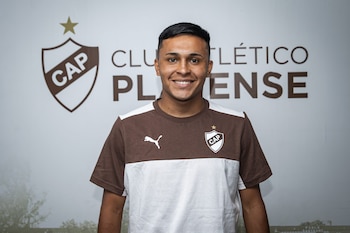 El atacante paraguayo Héctor Bobadilla