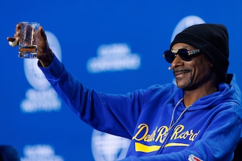 Snoop Dogg lanzó una convocatoria internacional para encontrar al próximo catador de helados de su marca (REUTERS/Mike Blake)
