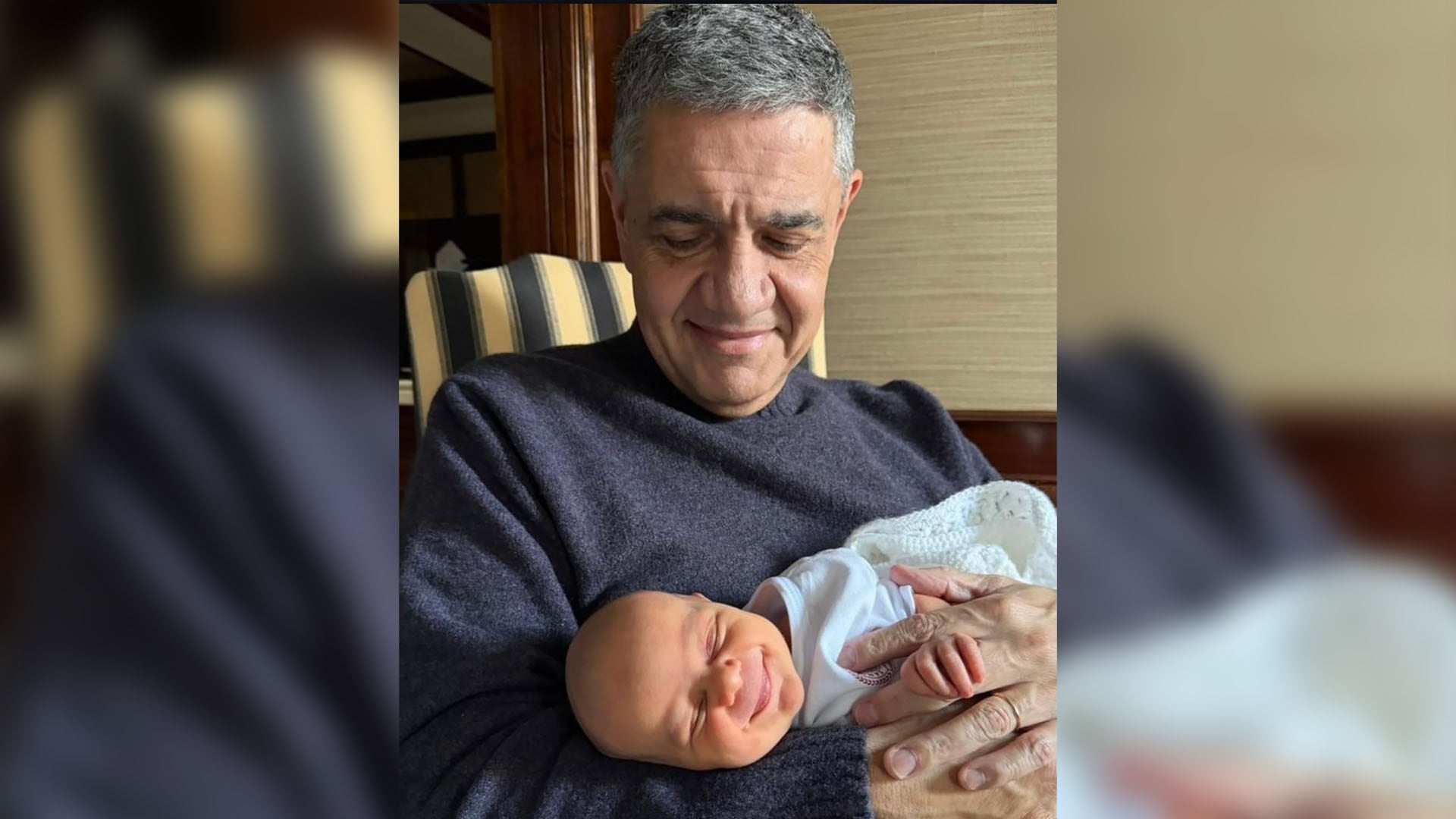 El funcionario Jorge Macri compartió una emotiva imagen sosteniendo a su hijo, quien sonríe, mostrando un momento de felicidad familiar que se hizo viral en las redes sociales.