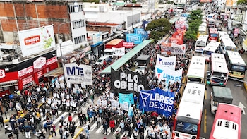 El Gobierno pagará en mayo el Salario Social Complementario, tal como ordenó la Justicia