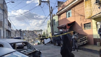 Hallan cuerpo de un recién nacido dentro de una bolsa en calles de Naucalpan: Fiscalía del Edomex investiga