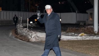 Trump insiste en que está