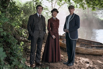 Los actores Hero Fiennes Tiffin,