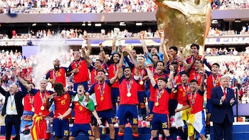 La selección española aterrizará en Madrid con una hora de retraso