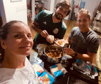 Los argentinos hospedaron a Alejandro,