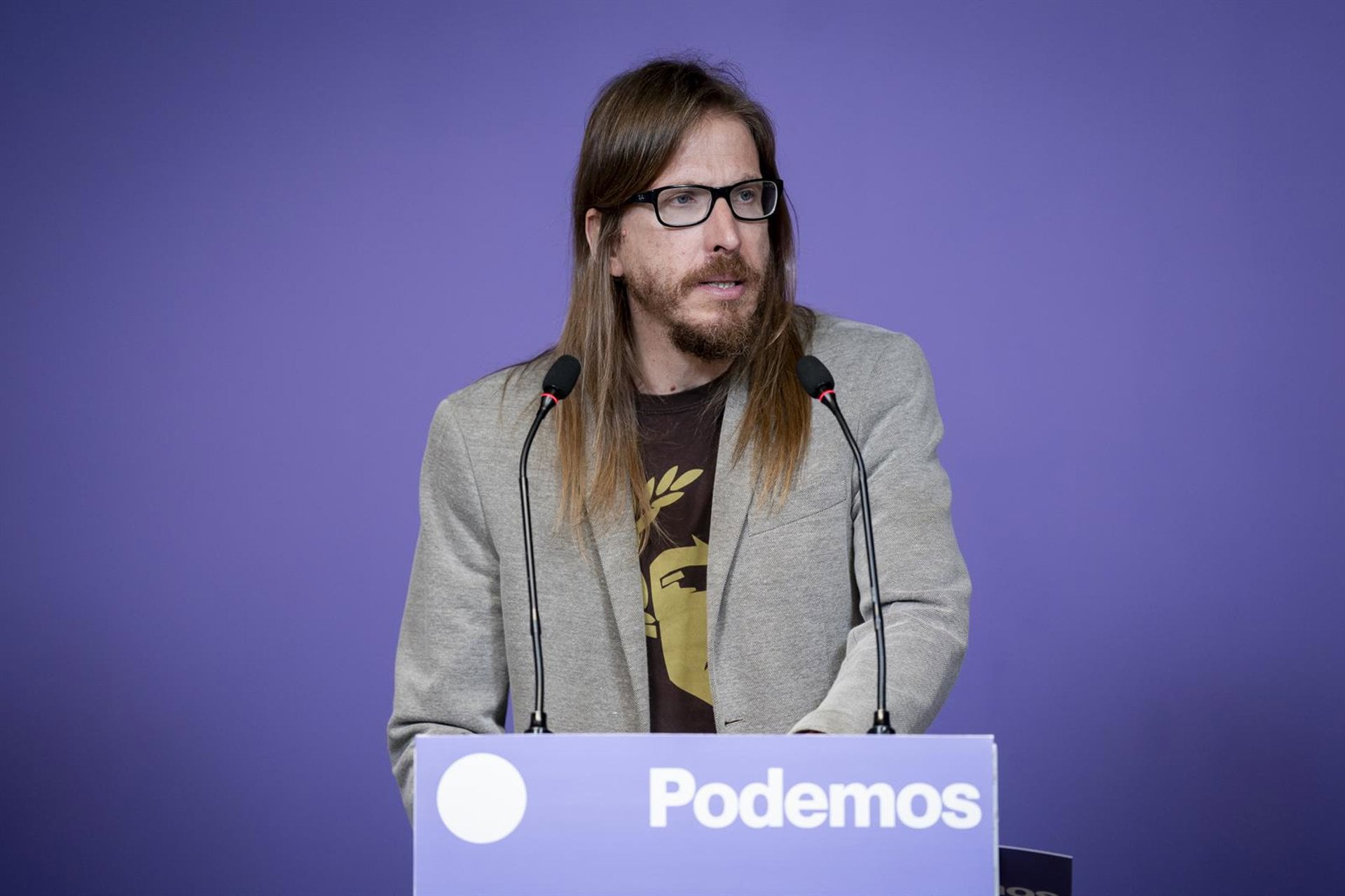 18/05/2026 El secretario de Organización y portavoz de Podemos, Pablo Fernández, durante una rueda de prensa en la sede de Podemos, a 18 de mayo de 2026, en Madrid (España).
POLITICA
A. Pérez Meca - Europa Press