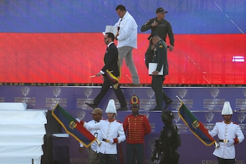 El presidente de Colombia, Abelardo de la Espriella, habló frente a las Fuerzas Militares en Cali - crédito Ernesto Guzmán Jr./EFE