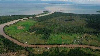 Quemaron predio restituido a víctimas