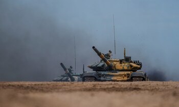 Imagen de archivo de tanques