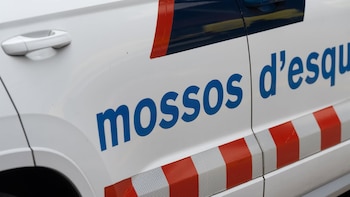 Un vehículo de los Mossos