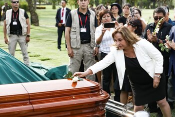 Presidenta en el entierro del