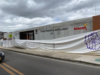 COLEGIO REPÚBLICA DEL ECUADOR. FOTO: