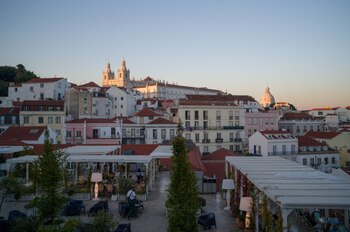 Apartamentos y negocios en Lisboa. (Goncalo Fonseca/Bloomberg)