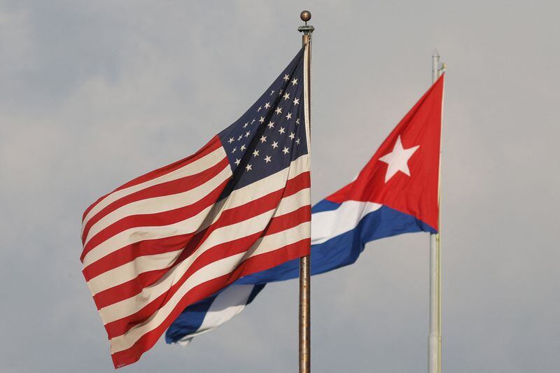 Exiliados cubanoamericanos siguen de cerca la presión de Estados Unidos sobre Cuba y Venezuela
