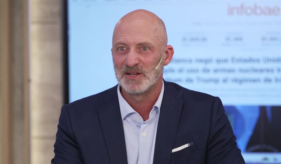 El biólogo Estanislao Bachrach advierte que la hiperconectividad y el estrés crónico reducen la calidad de vida y afectan la salud cerebral (Infobae en Vivo)