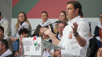 Pradales insta a PSE a decir claramente si no quiere más autogobierno y a EH Bildu a defender con hechos la nación vasca