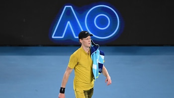 Jannik Sinner sobrevive a Spizzirri