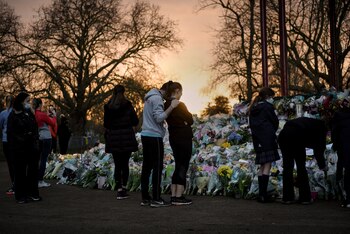 Memorial para Sarah Everard, asesinada