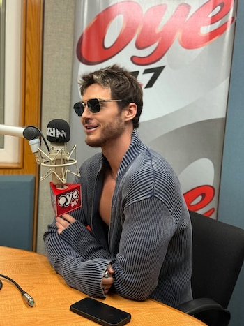 El modelo y cantante argentino