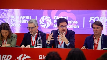 Óscar López dice que a la derecha le "molesta" que se regularice sin poner en riesgo el crecimiento