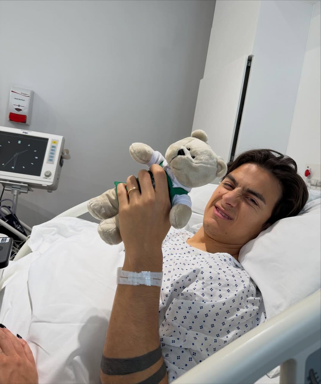 En marzo de este año el delantero se tuvo que someter a una operación y Oriana fue su gran soporte durante el tiempo que estuvo fuera de juego