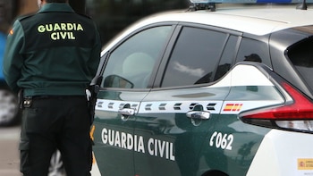 Mueren una niña de 9 años y una mujer de 32 tras un incendio en un bar en Teruel