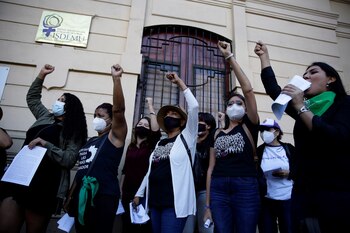 Organizaciones de mujeres se manifiestan