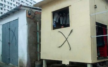 De acciones como casas marcadas