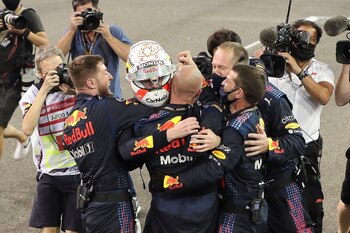 Verstappen se consagró campeón por